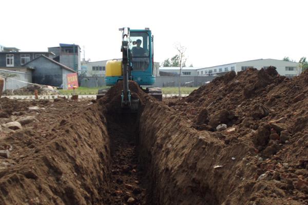 供应挖掘机土方车租赁承接大中小土石方开挖深基础挖掘