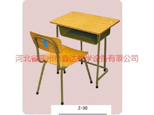 供应陕西学校低价课桌椅