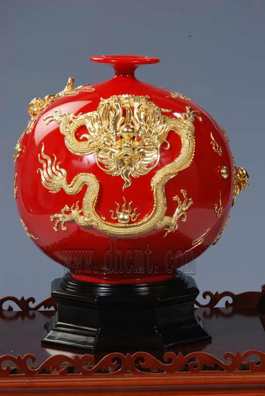 中国红瓷器漆线雕批发