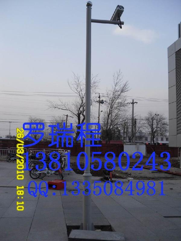 供应北京监控杆小区摄像机立杆找易昊昆厂家价格低质量好送货快！