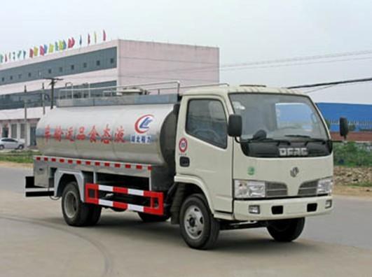 供应吉林省鲜奶运输车、液态食品运输车、奶罐车等销售湖北程力刘经理