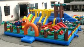 供应大型冲气玩具儿童充气乐园重启城堡厂家PVC重启蹦床淘气堡价格