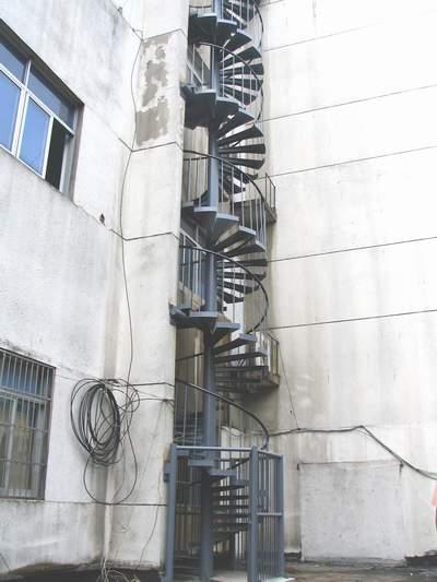 上海市沪钢结构楼梯厂家