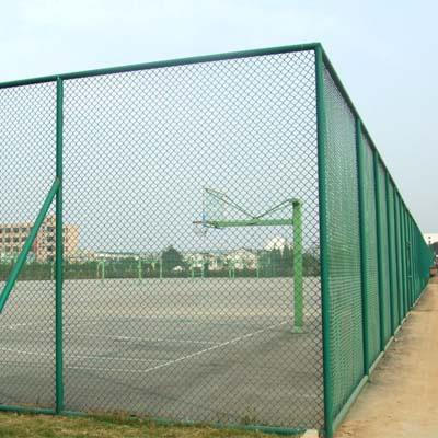 衡水市篮球场护栏网围栏网厂家供应篮球场护栏网围栏网