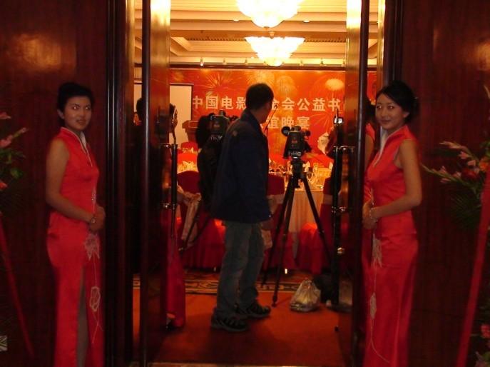 上海佳枫提供给优质会展活动礼仪服务、礼仪小姐图片