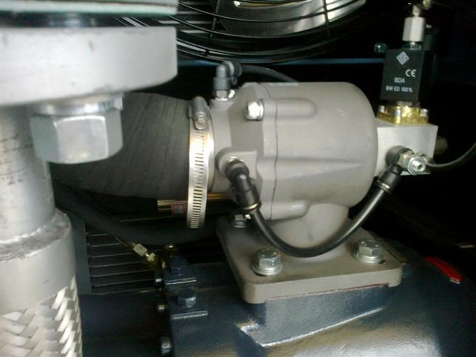 皮带式风冷型空压机 直联式风冷型空压机 变频式空压机
