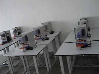 供应广东深圳大功率电池点焊机