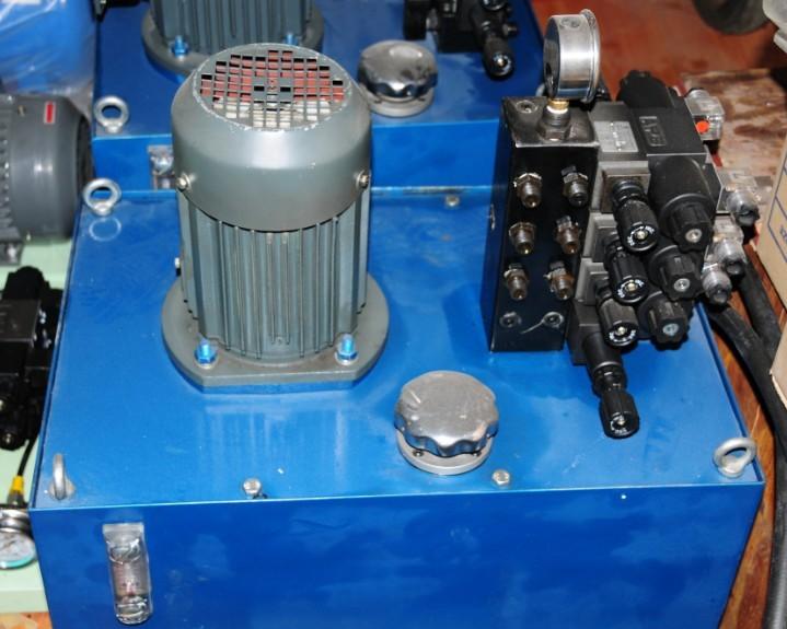 供应液压机液压泵站系统