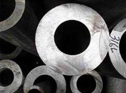 供应无锡国贸钢材市场不锈钢无缝流体管　｜不锈钢元钢｜不锈钢荒管