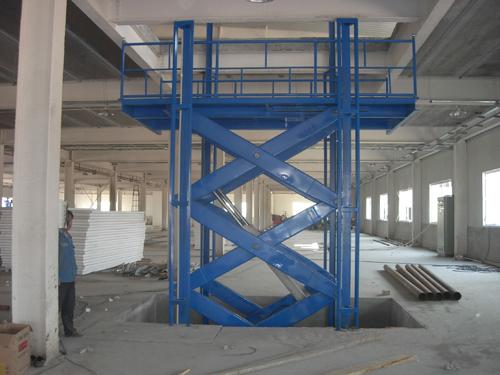 供应剪叉式升降货梯 厂房用升降货梯剪叉式升降平台