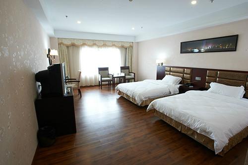 广州准四星级酒店客房供应广州准四星级酒店客房/ 广州最豪华的客房多少钱