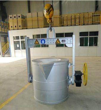 东莞市铝水转运包厂家供应铝水转运包、容量100至1000KG铝液中转浇包