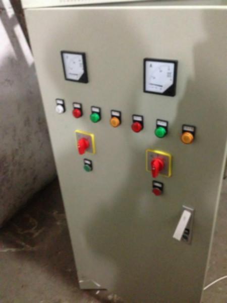 供应消防水泵控制柜，质量优，外型美观耐用