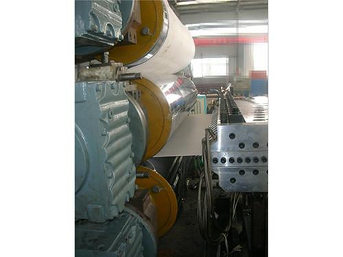 青岛市高效PVC自由发泡板材生产线厂家