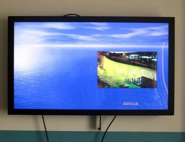供应青岛超大尺寸84寸4K智能液晶广告机高清晰高分辨率智能液晶广告机