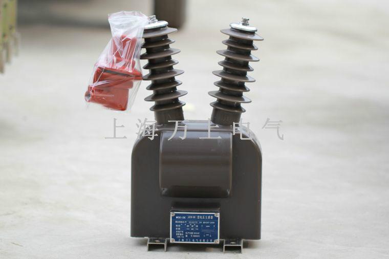 贵阳供应JDZW-10电压互感器厂家10KV电压互感器图片