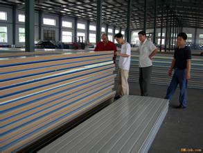 供应贵州彩钢板施工夹心彩钢板施工