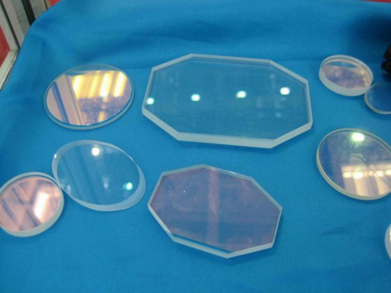 深圳市通发激光保护镜片厂家供应通发激光保护镜片