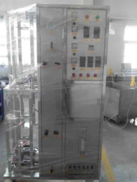 供应江苏玻璃精馏实验装置