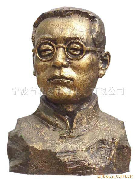 供应北京人物头像雕塑制作厂家，玻璃钢人物头像，陶行知肖像雕塑图片