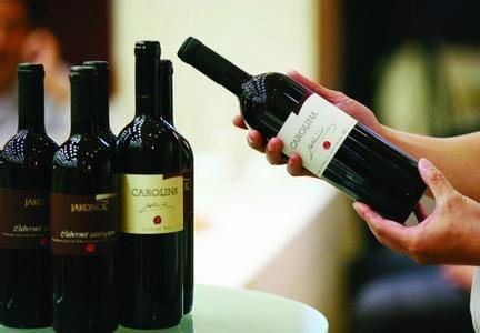 上海市进口法国红葡萄酒厂家专注报关代理服务 进口法国红葡萄酒清关办理
