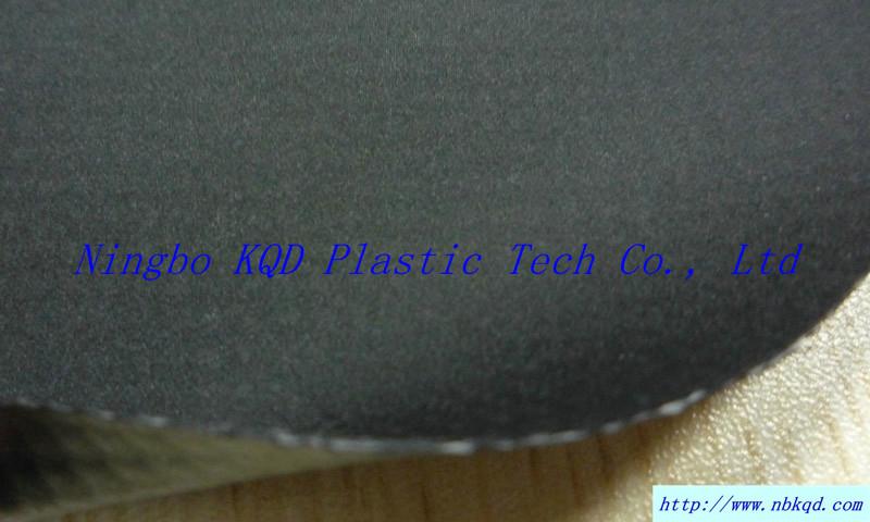 抗静电pvc夹网布供应抗静电pvc夹网布，煤矿用pvc夹网布，风筒布夹网布