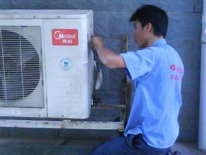 供应济南空调清洗消毒空调维修空调加氟，专业服务，满意一百。