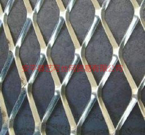 供应钢板网，钢板网型号规格，安平县钢板网厂家图片