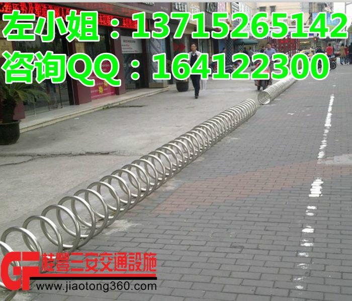 天津自行车停放架市场反应如何不锈钢自行车锁车架