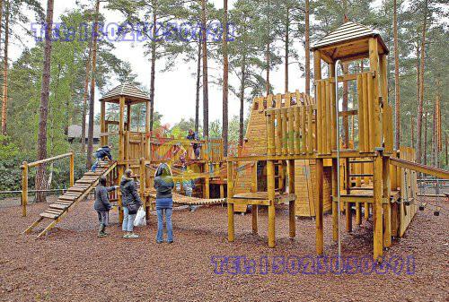 供应大型木质绳网攀爬玩具/重庆大型木质玩具供应商 /重庆国外玩具代理
