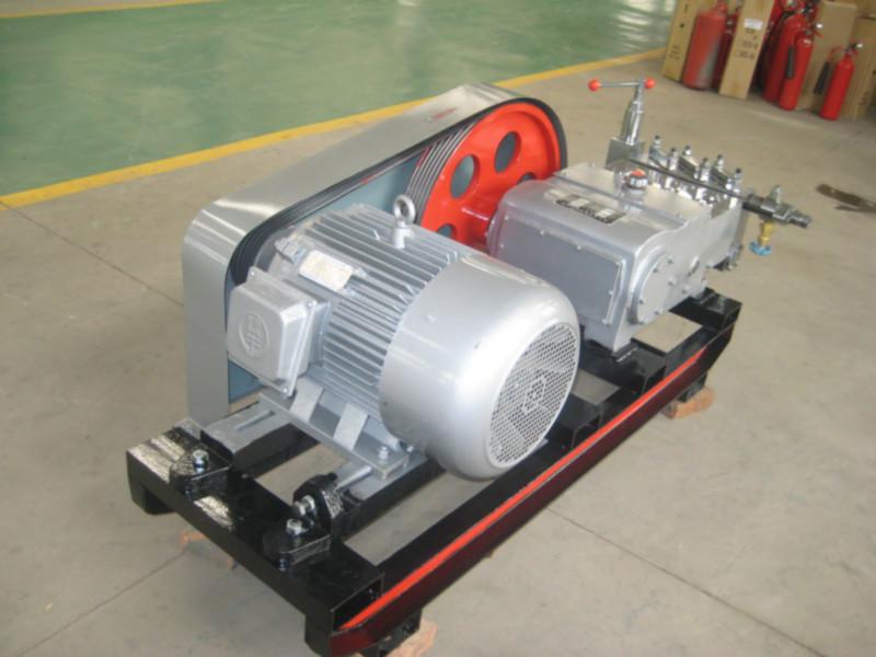 供应3D-SY30型系列电动试压泵价格批发,三柱塞电动高压泵特性图片