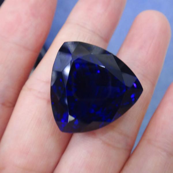 供应天然三角形坦桑石裸石蓝色深邃宝石 坦桑石的价格