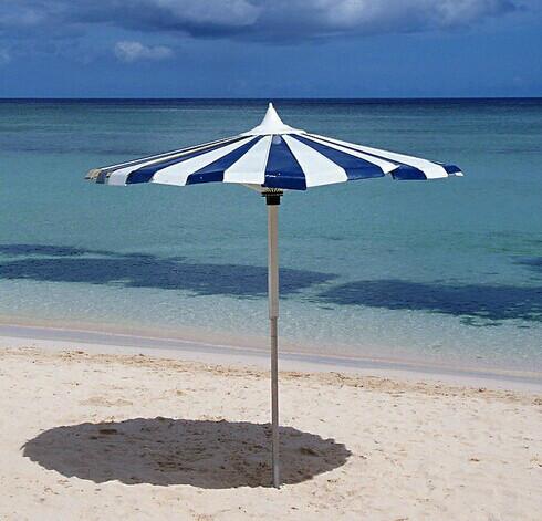 供应沙滩太阳伞厂家,沙滩太阳伞厂家批发,广西沙滩太阳伞厂家订做