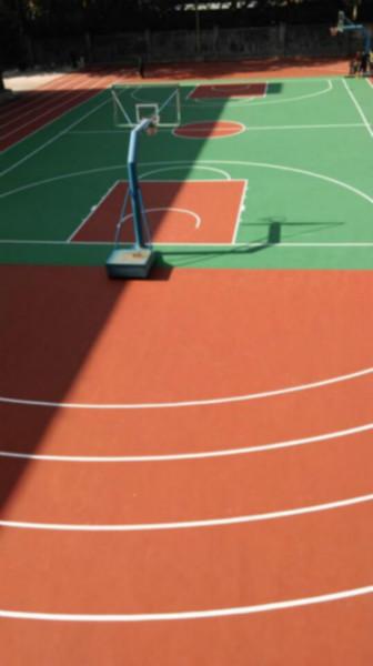 供应东莞蓝球场改造翻新、篮球场彩色地坪材料、运动场改造厂家
