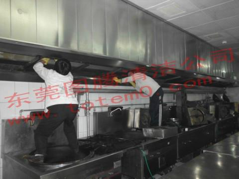 东莞市专业工厂食堂酒店厨房抽油烟机清洗厂家