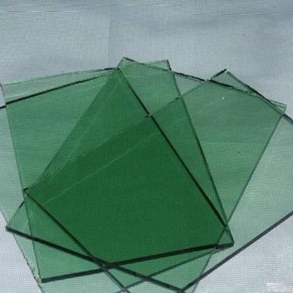 供应东莞玻璃加工厂生产加工绿钢化玻璃