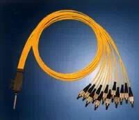 供应电信级12芯束状尾纤防水尾缆
