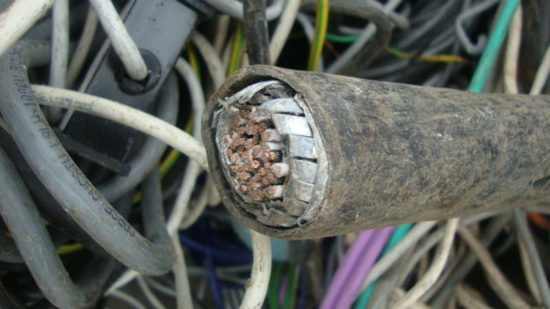 保定市电线电缆回收价格厂家电线电缆回收价格、废旧电线电缆回收