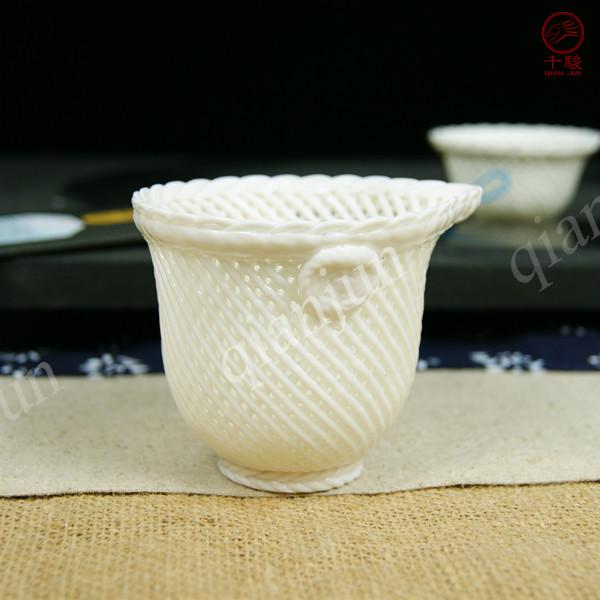供应纯手工编织藤条陶瓷玲珑茶具茶海公道杯