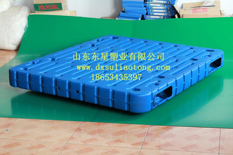 供应用于承载搬运储存|运输周转的山东河北天津1614吹塑托盘生产厂家图片