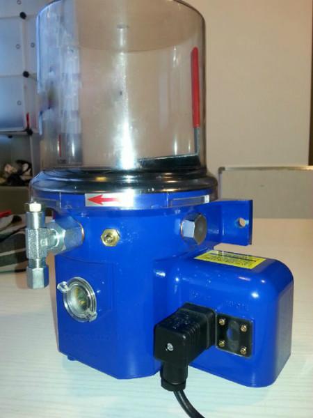 供应Potentlube加油泵C3-8L 集中润滑装置 超高移动平台升降机多点加脂器 可打稀油多点润滑泵