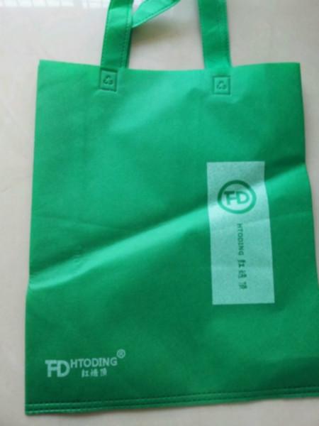 供应广州晟翔袋业为您量身定做无纺布。购物袋，文件袋，手挽袋