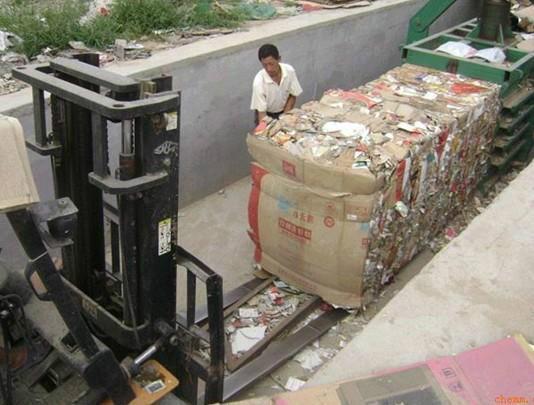 供应XL-120型自动卧式废纸打包机，广东中山废纸打包机批发图片