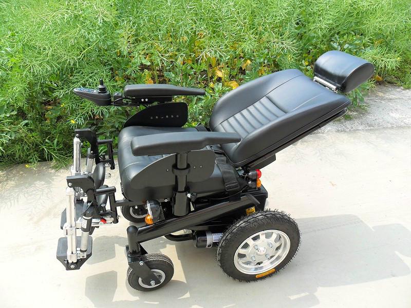 供应博瑞康电动轮椅BK-5518电动轮椅越野越障电动轮椅进口配置超大前轮