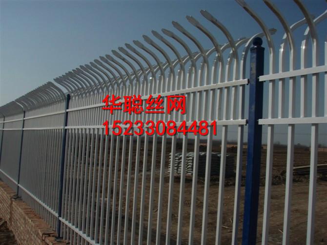 供应热镀锌钢护栏铁艺栅栏道路隔离护栏