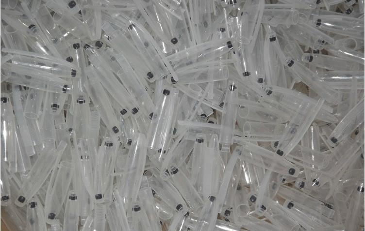 供应厂家批发14cm透明塑料中性笔壳图片