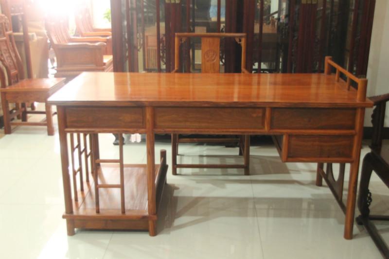 供应红木电脑桌明清红木家具中式仿古实木书桌写字台办公桌书台图片