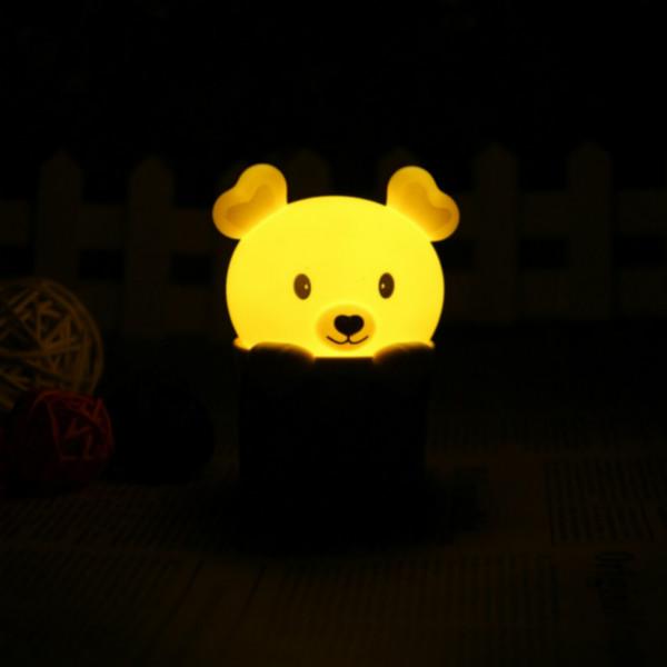 供应光控爱心熊小夜灯 婴儿房专用灯具 儿童最爱 卡通灯具