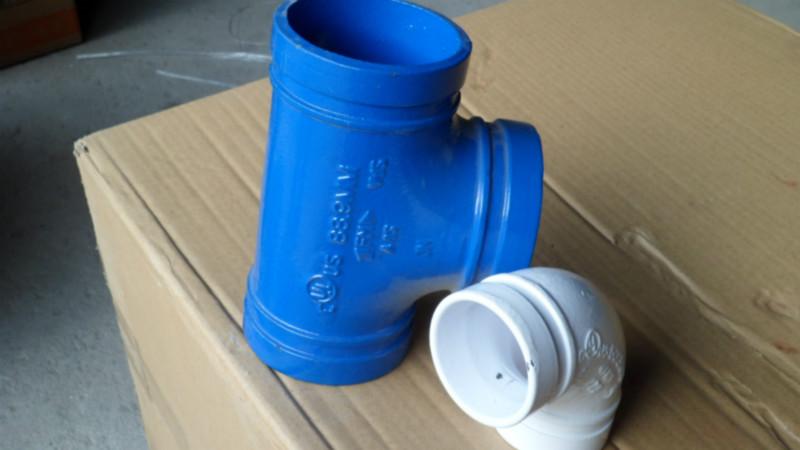 现货出售济南迈克管件 迈克喷白塑沟槽管件 饮用水专用好管件