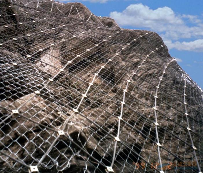 供应伊犁边坡防护网石笼网
